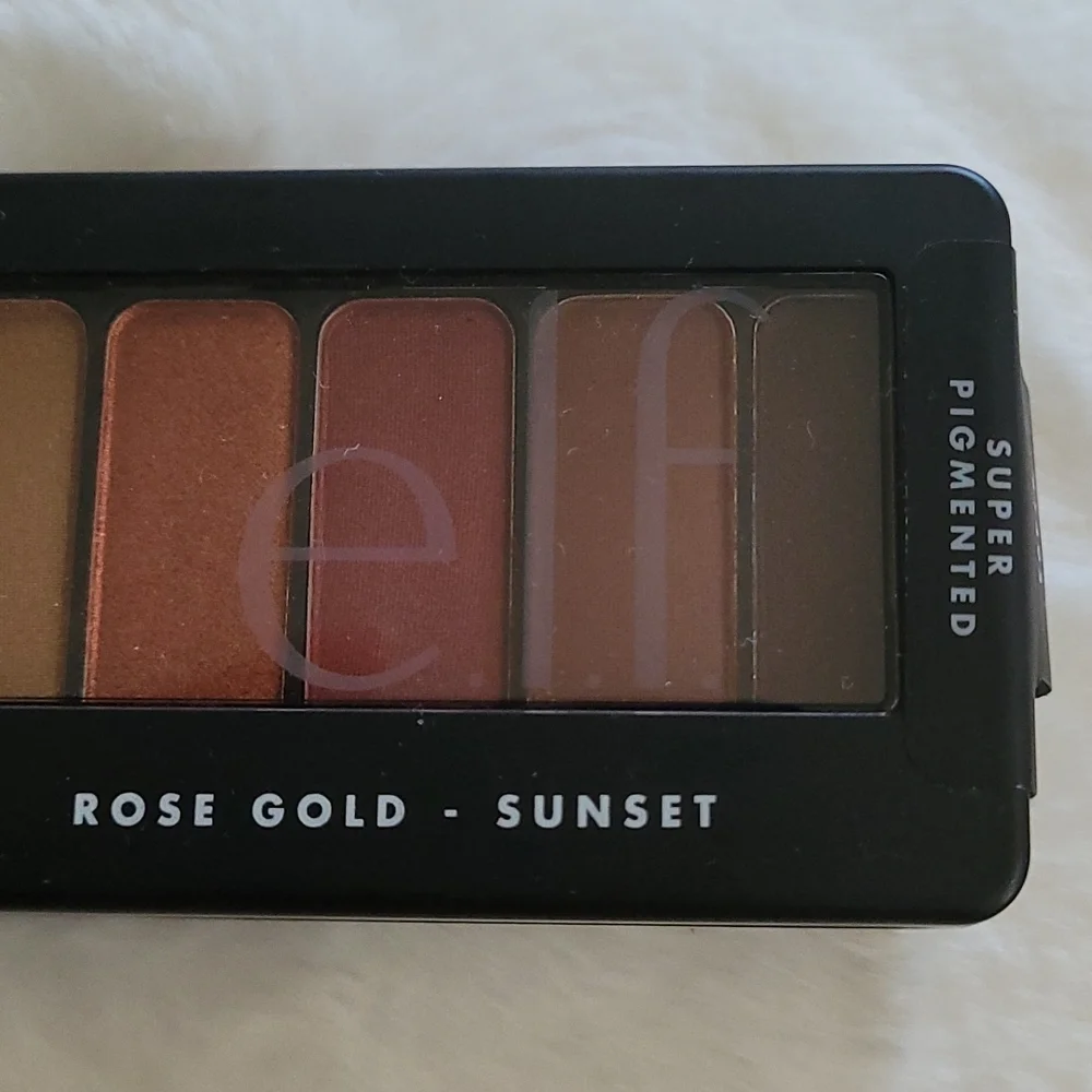 Eyeshadow palette